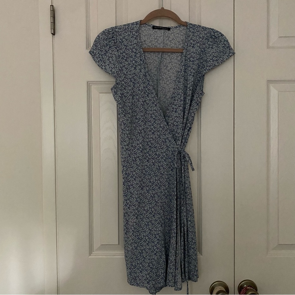 Brandy Melville Robbie ditzy floral wrap dress mini bohemian preppy